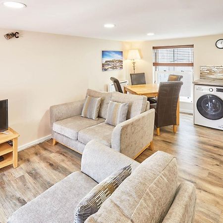 Host & Stay - Lobster Pot Apartment Whitby Esterno foto