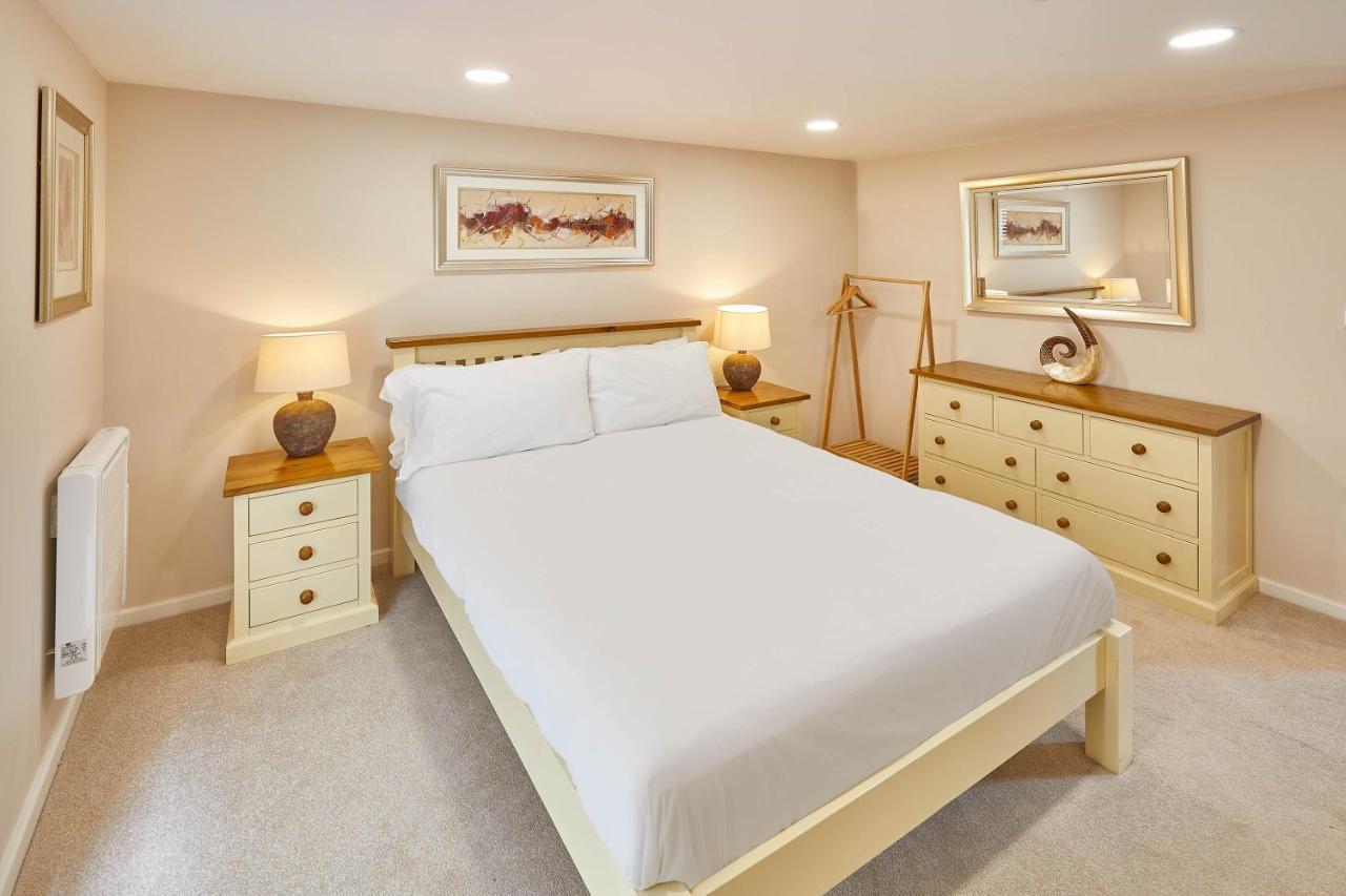 Host & Stay - Lobster Pot Apartment Whitby Esterno foto